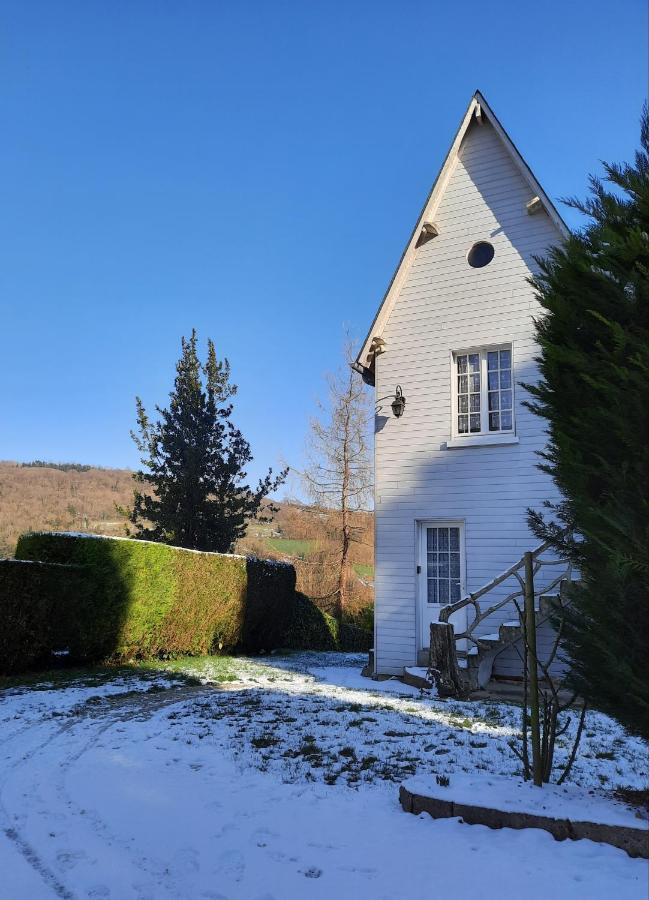 Gites De La Petite Suisse Clecy Exterior photo